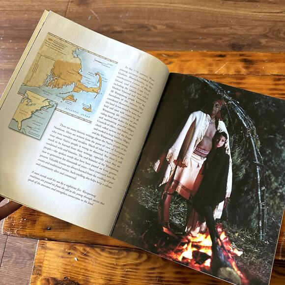 Vintage 2002 Scholastic 1621 A New Look At Thanksgiving Paperback Book - Picture 6 of 11